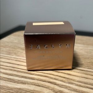 Jaclyn Cosmetics Loose Highlighter